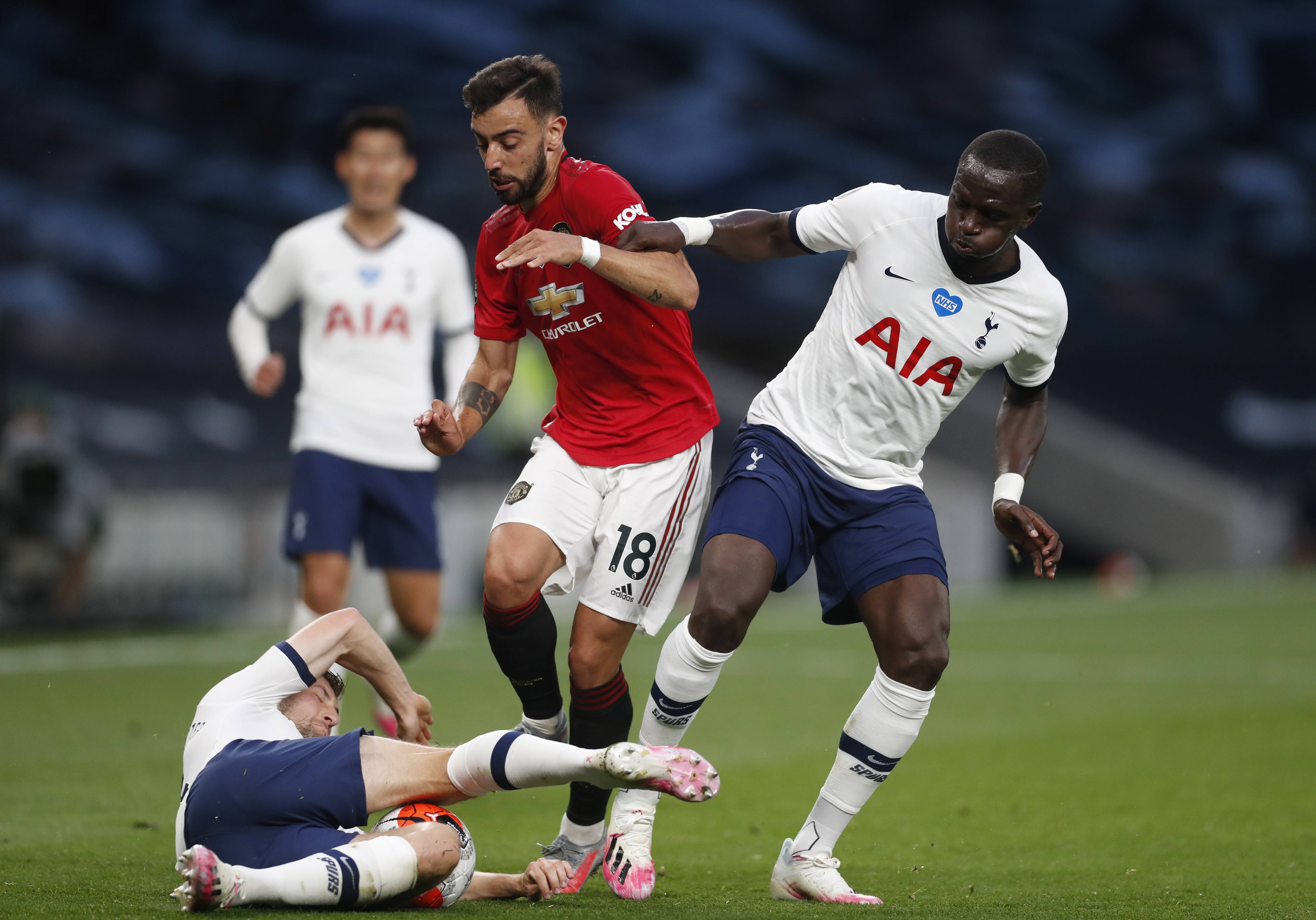 球员受伤的风险？阿莫林：本赛季我们最大的麻烦来自训练时.