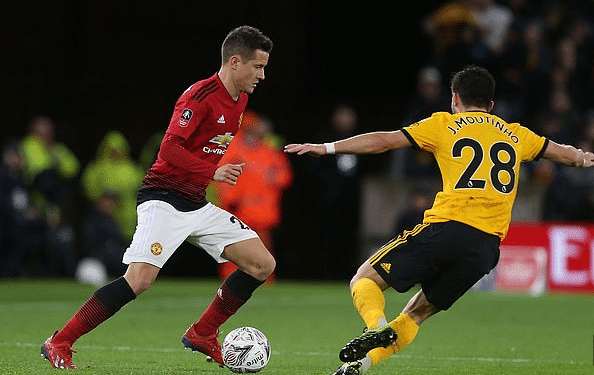 上展示了他 上展示了他