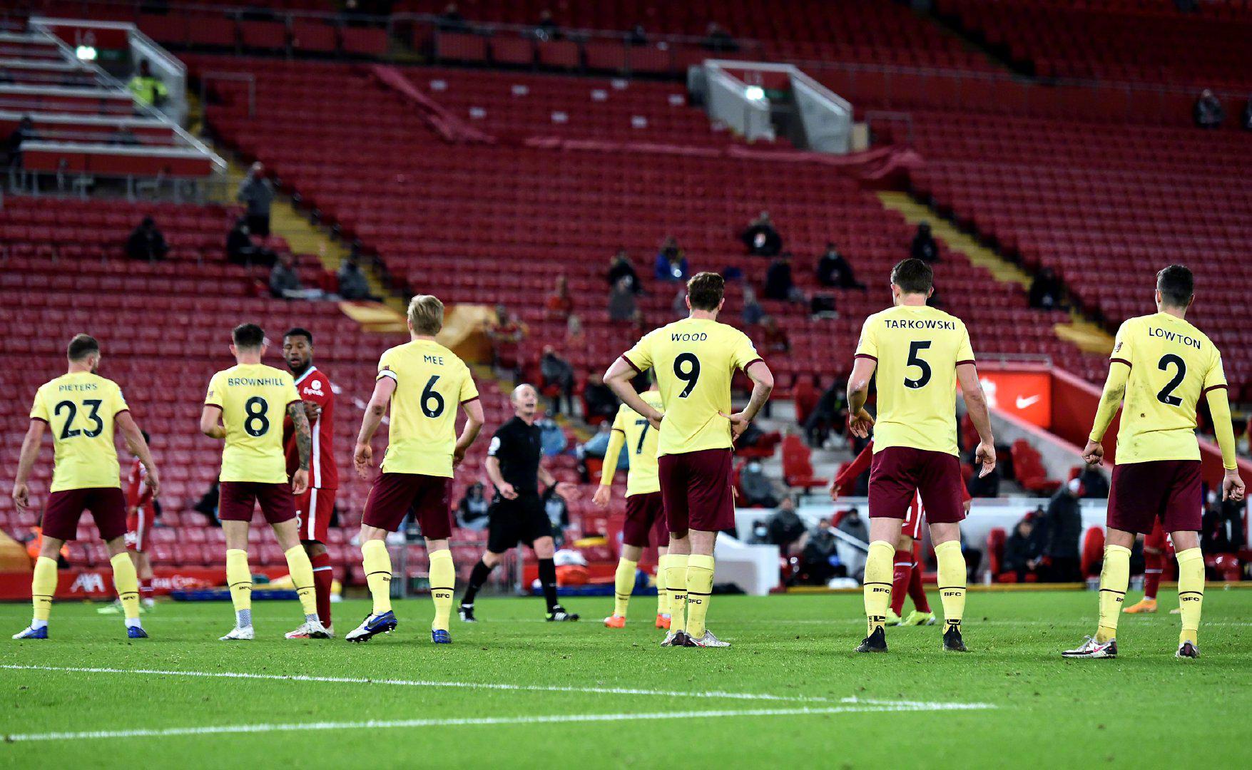 所有人都期 所有人都期