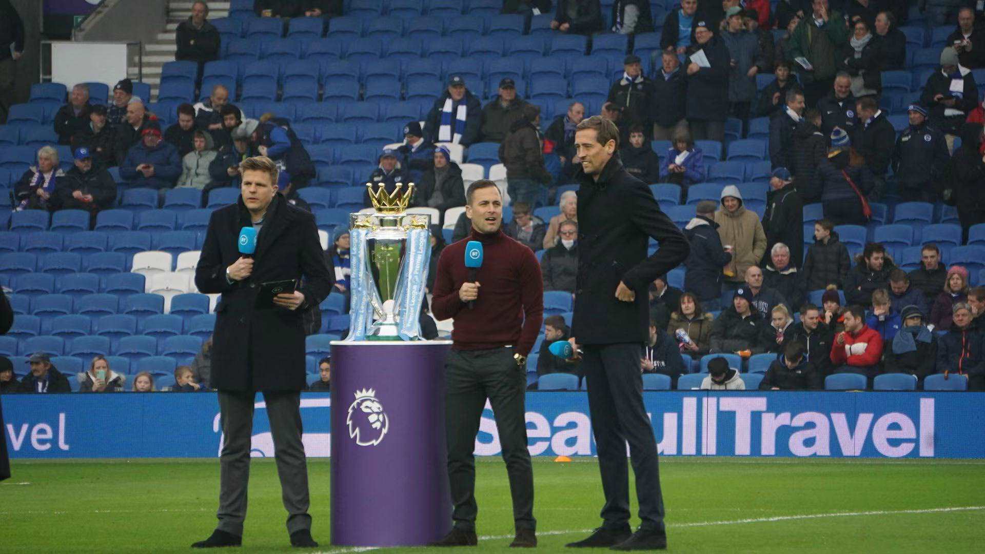 餐厅老板将 餐厅老板将